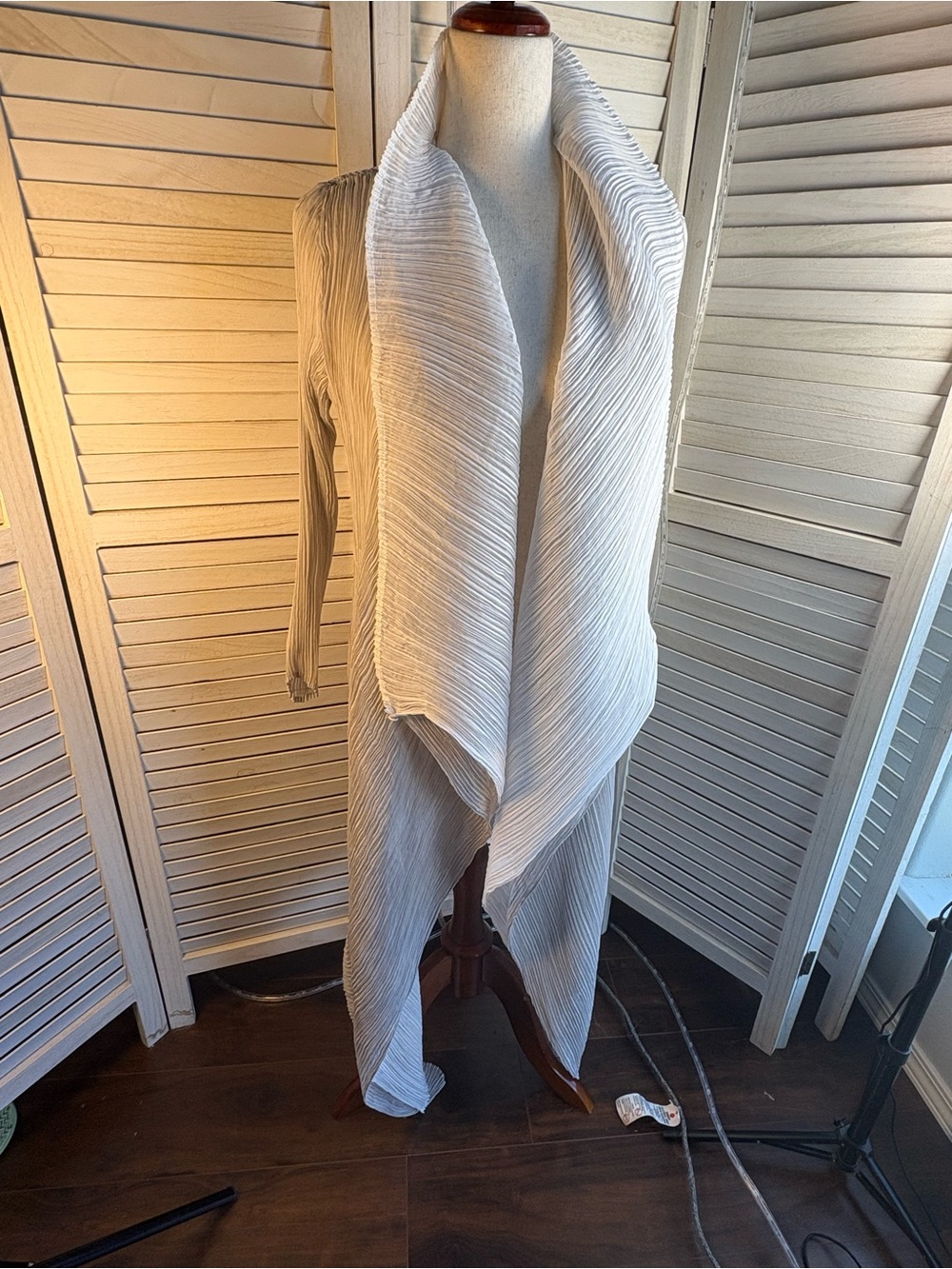Reversible Alquema Long Sleeve Draped Open-Front Maxi Cardigan white/gray